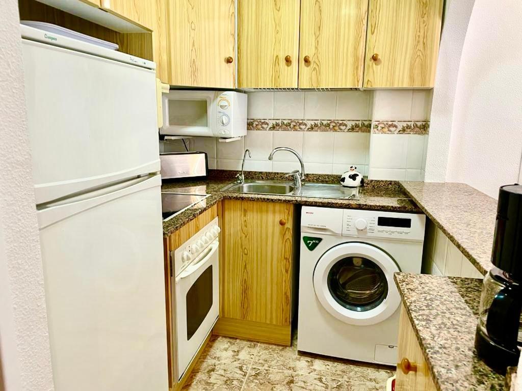 De Vacaciones Apartment ตอร์เรเวียคา ภายนอก รูปภาพ